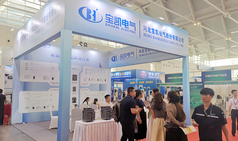 暴击行业天花板！jinnian金年会硬核技术亮相天津清洁能源展，引央视记者及能源产业巨头现场“挖宝”